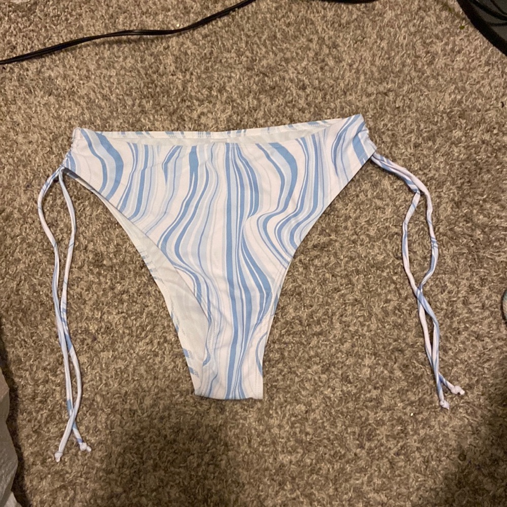 Blue and white bottoms.